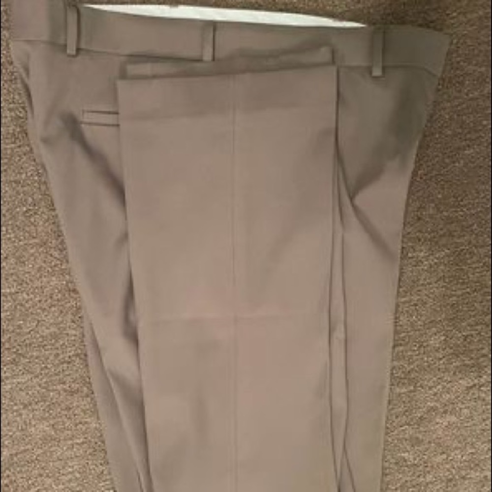 32 x 36 Beige Slim Slacks